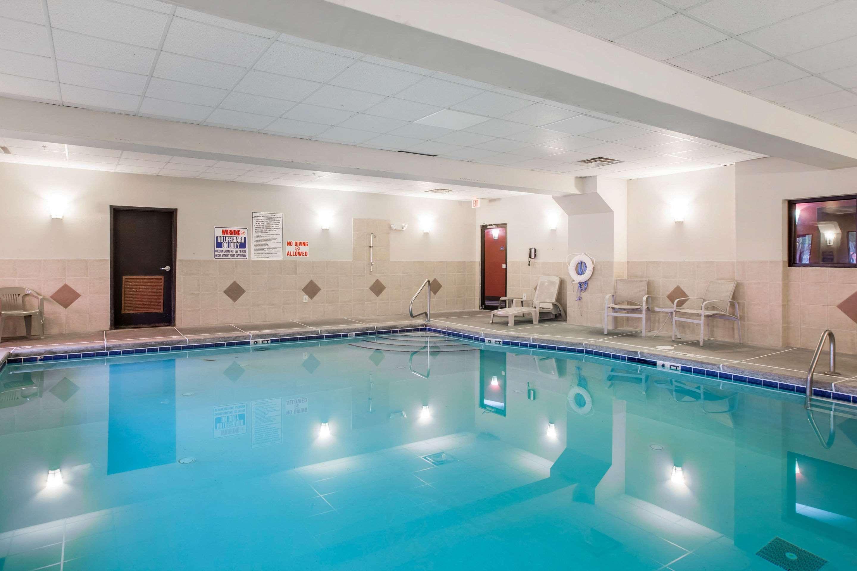 Comfort Suites Locust Grove Atlanta South Экстерьер фото