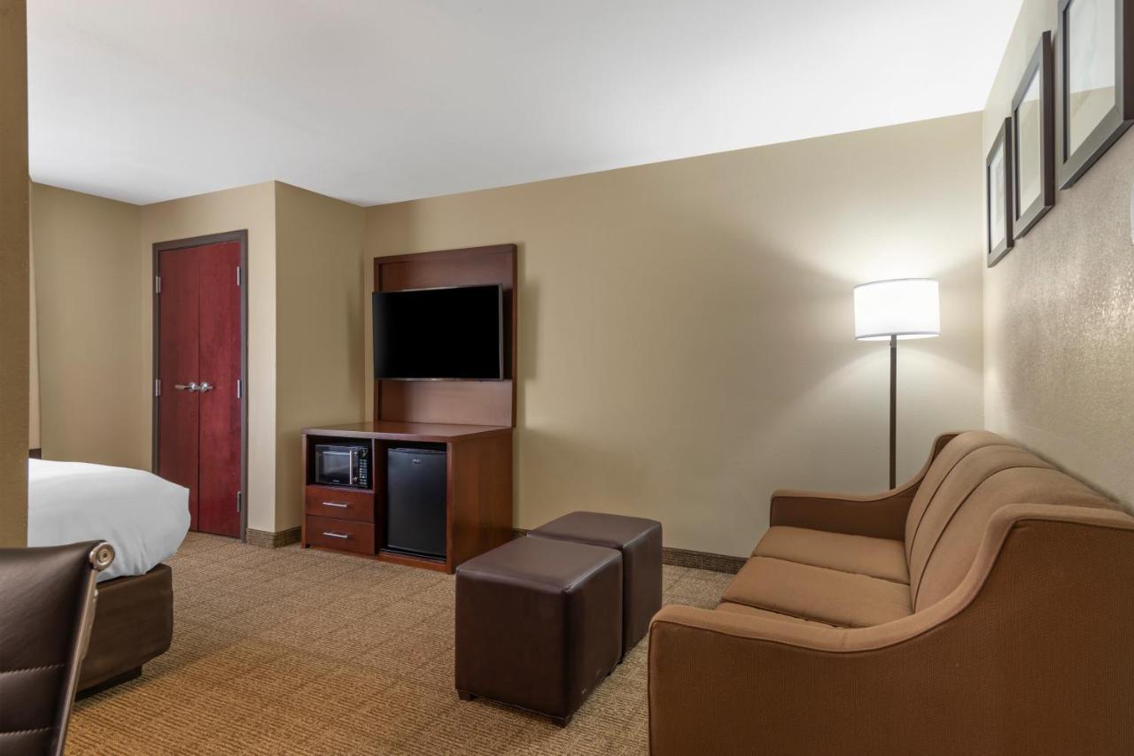 Comfort Suites Locust Grove Atlanta South Экстерьер фото